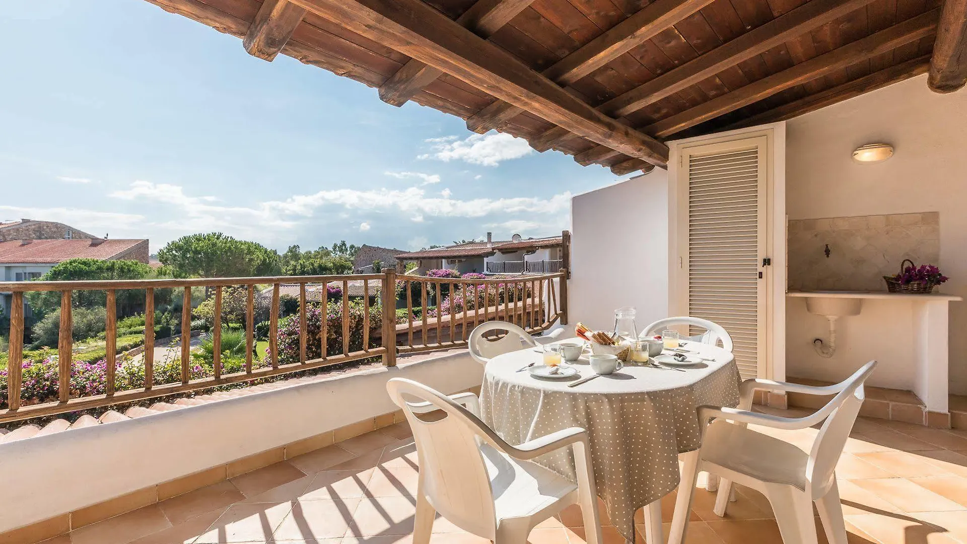 Capo Ceraso Family Resort Costa Corallina 3*,