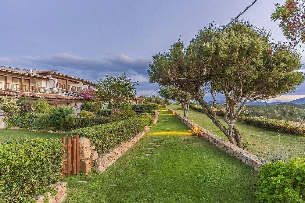 *** Appart hôtel Capo Ceraso Family Resort Costa Corallina Italie